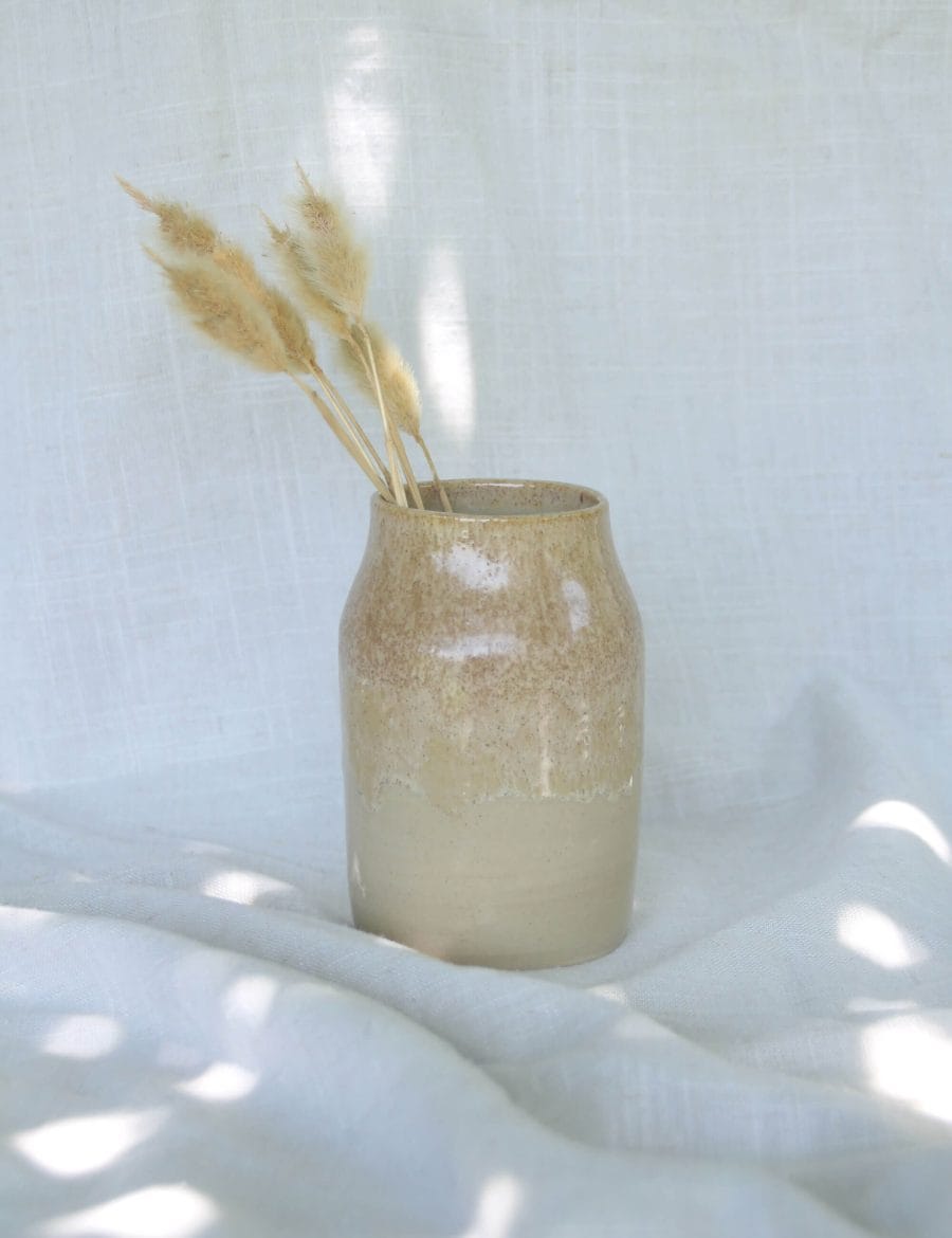 כד בחום מגוון