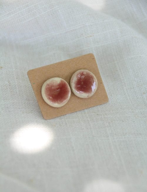 זוג עגילים צמודים בורוד