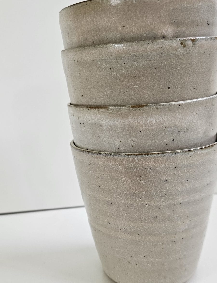 כוס יומיומית בלבן