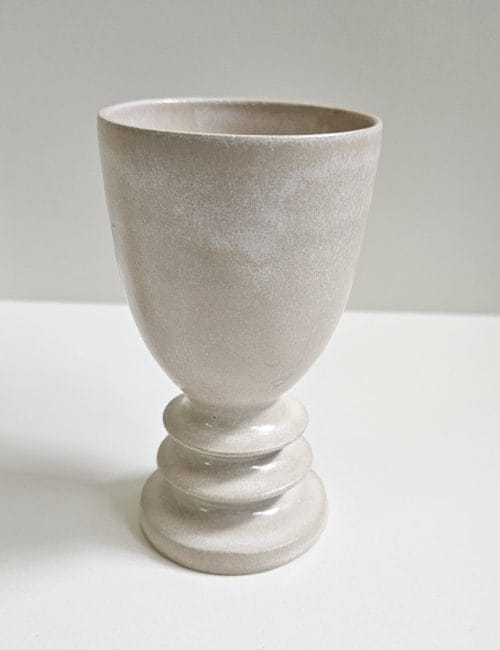 כוס קידוש בלבן