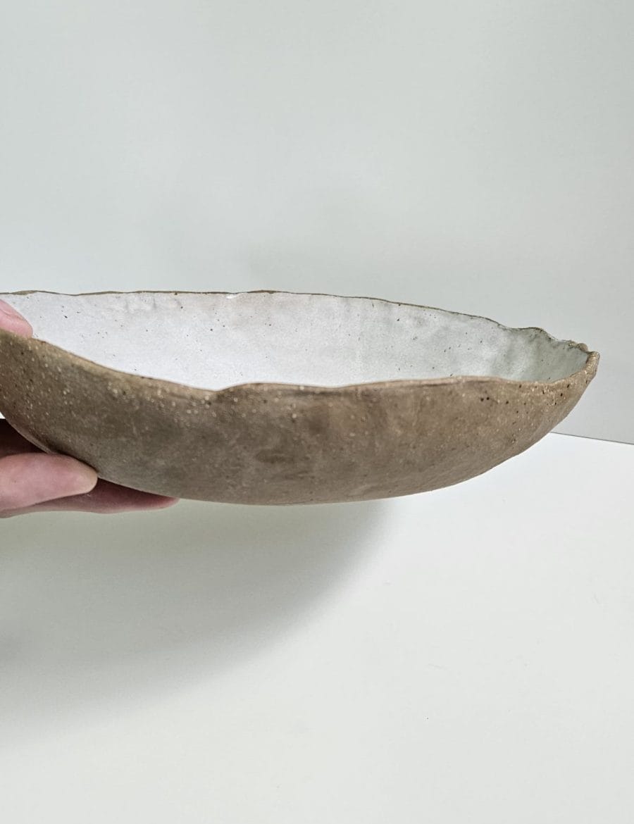 קערה בגוון בז'